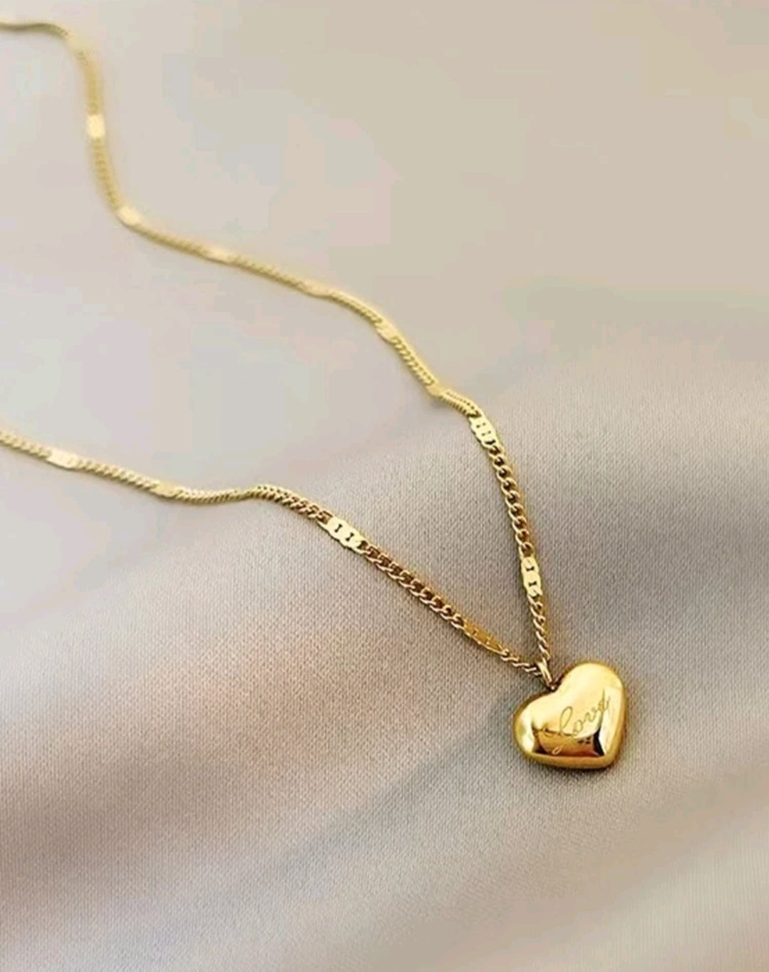 Heart-Link Cuban Chain Pendant